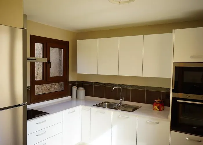 Tinajas - No Noise Corralejo